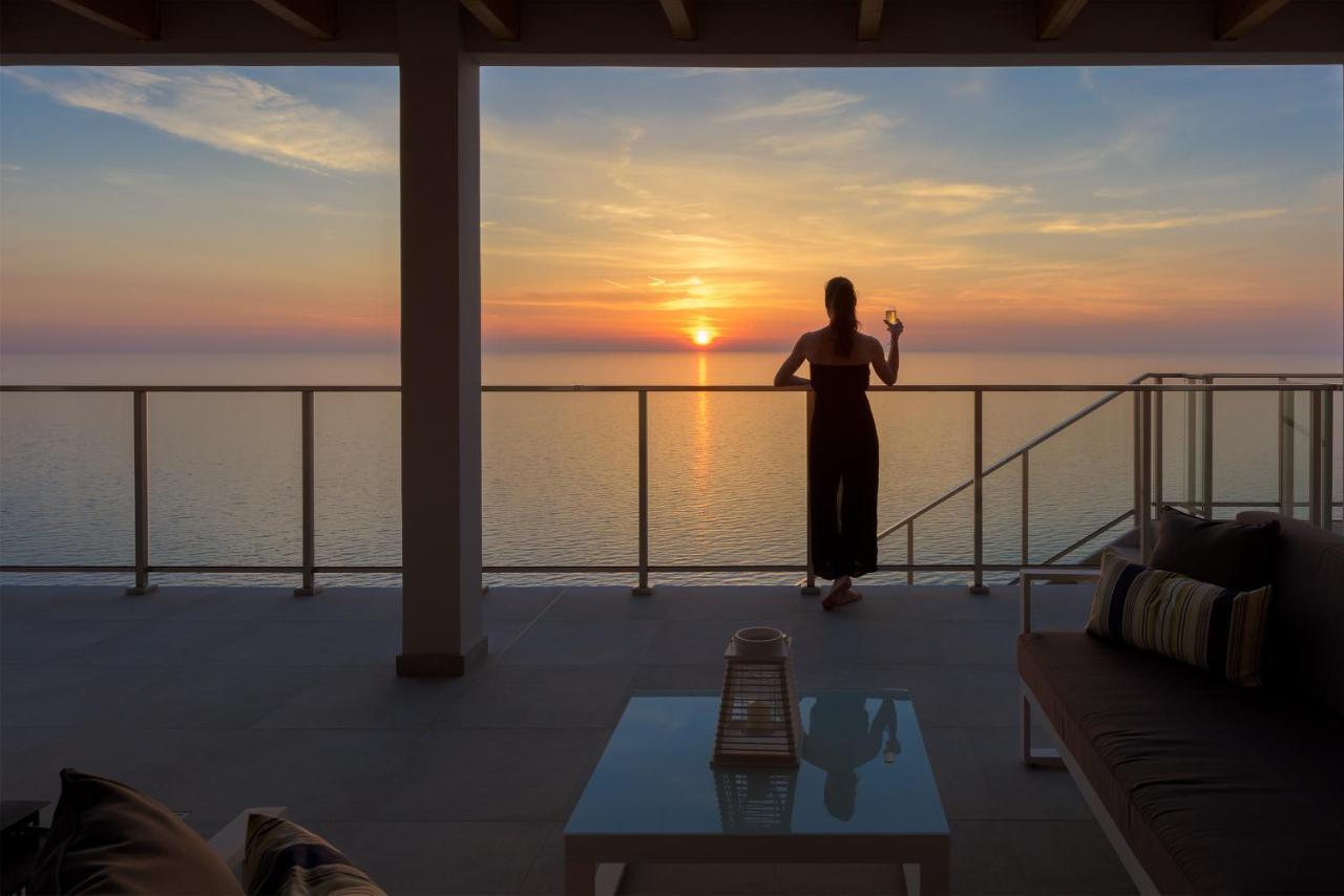 Kathisma Bay Villas - Luxury Villas - Villa Helios Kalamítsi 外观 照片